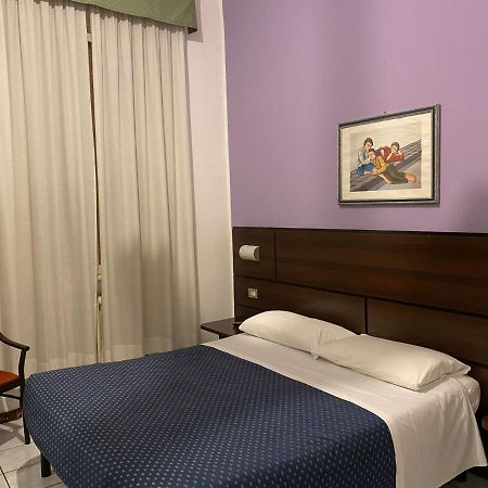 Hotel La Pace มิลาน ภายนอก รูปภาพ