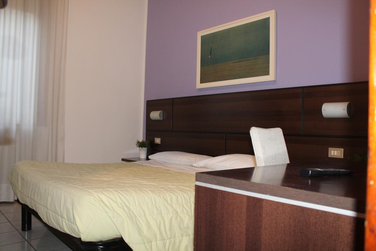 Hotel La Pace มิลาน ภายนอก รูปภาพ