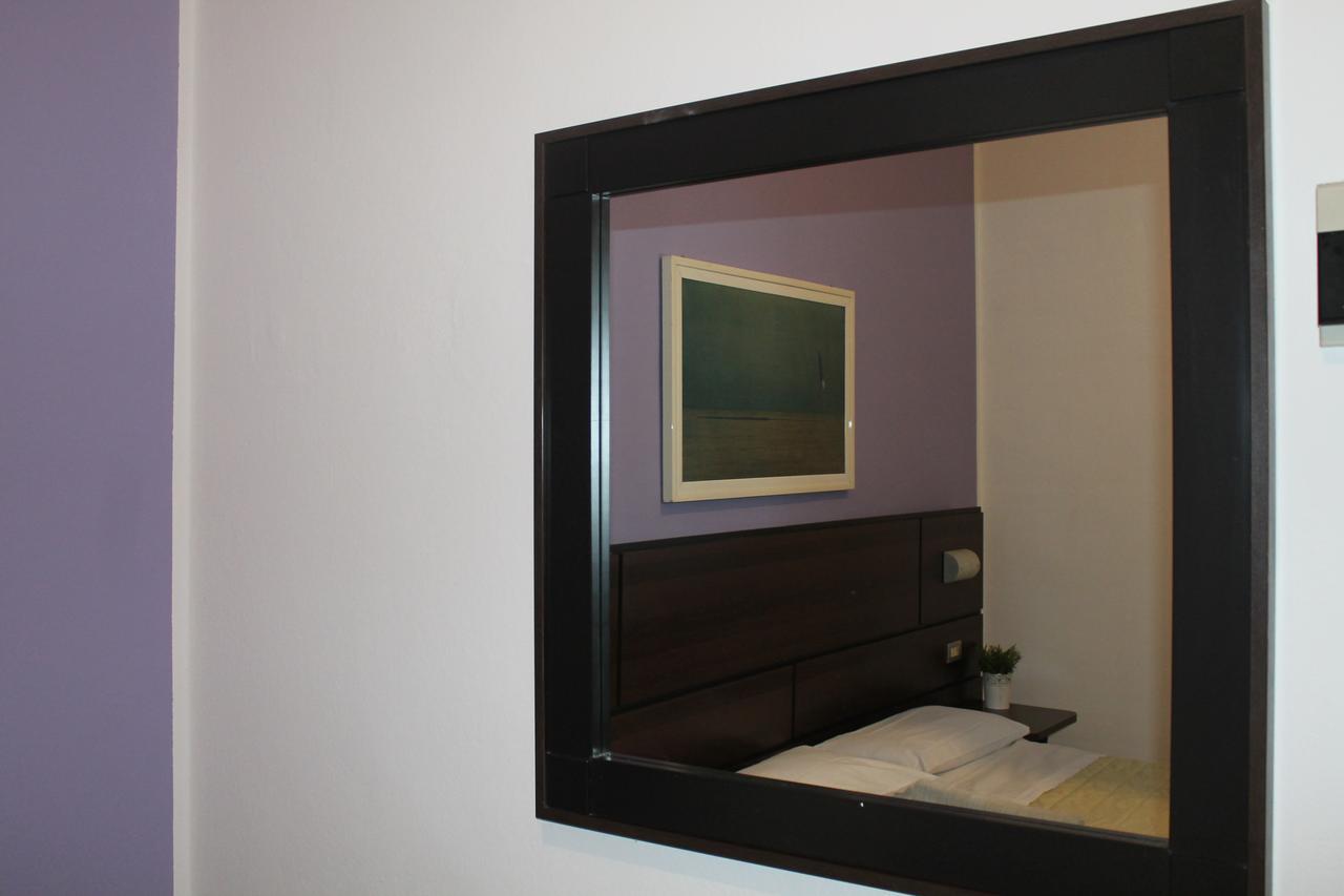 Hotel La Pace มิลาน ภายนอก รูปภาพ