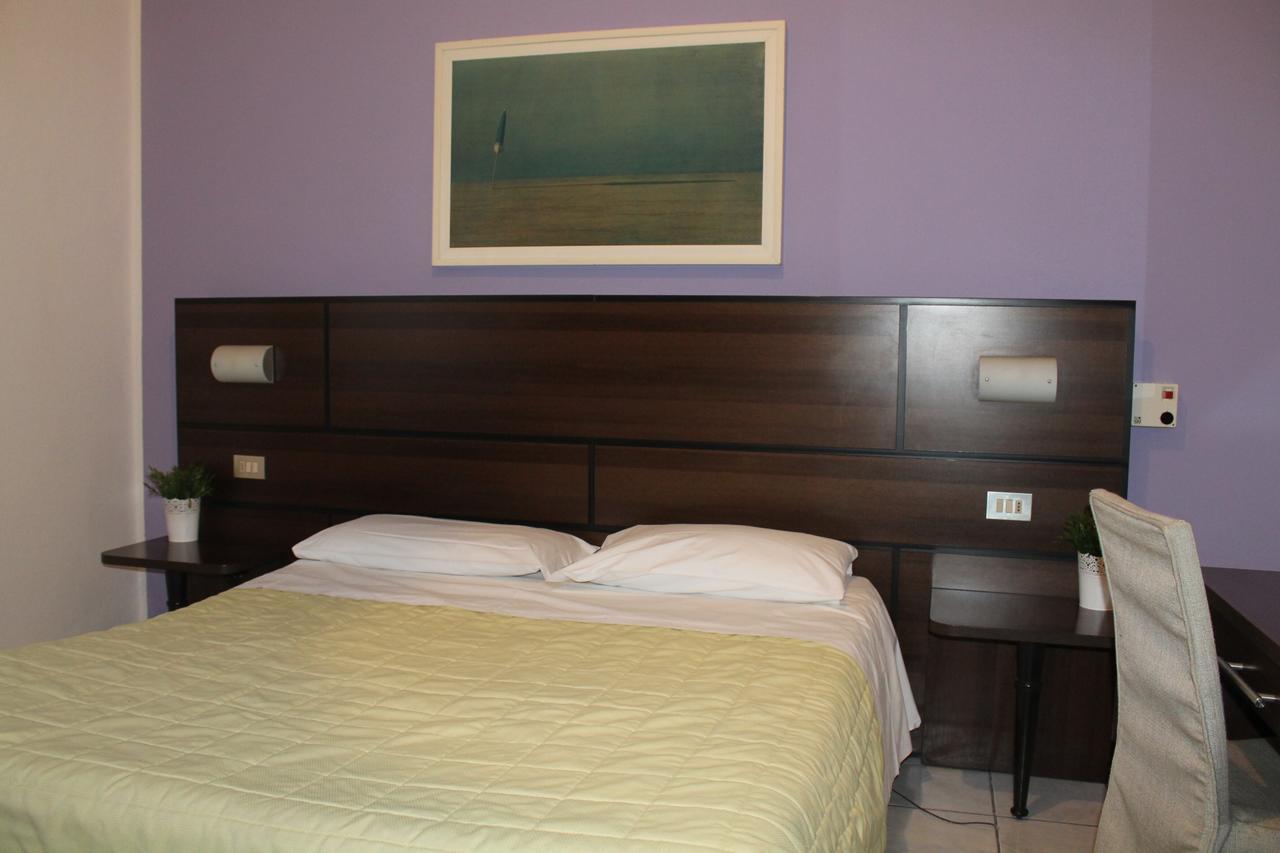 Hotel La Pace มิลาน ภายนอก รูปภาพ