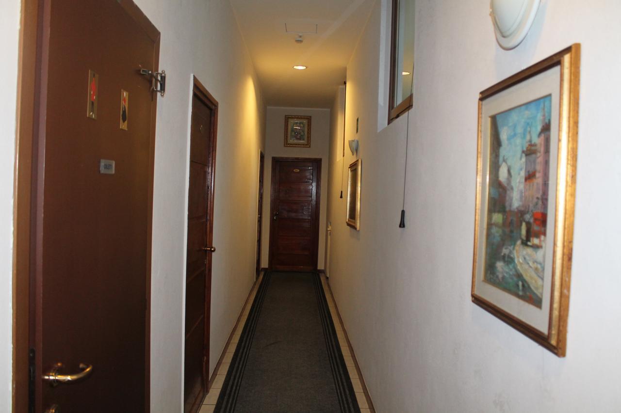 Hotel La Pace มิลาน ภายนอก รูปภาพ