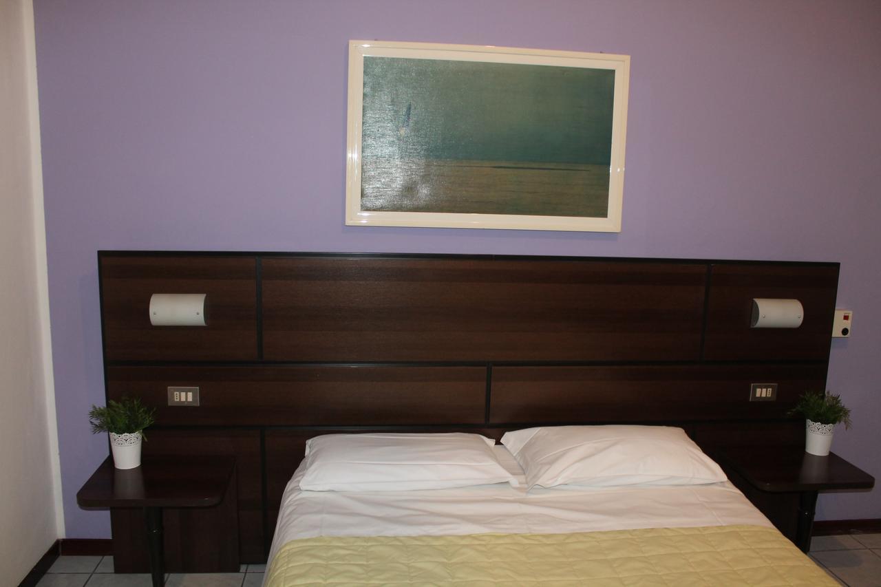 Hotel La Pace มิลาน ภายนอก รูปภาพ