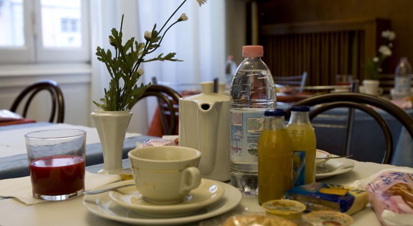 Hotel La Pace มิลาน ภายนอก รูปภาพ