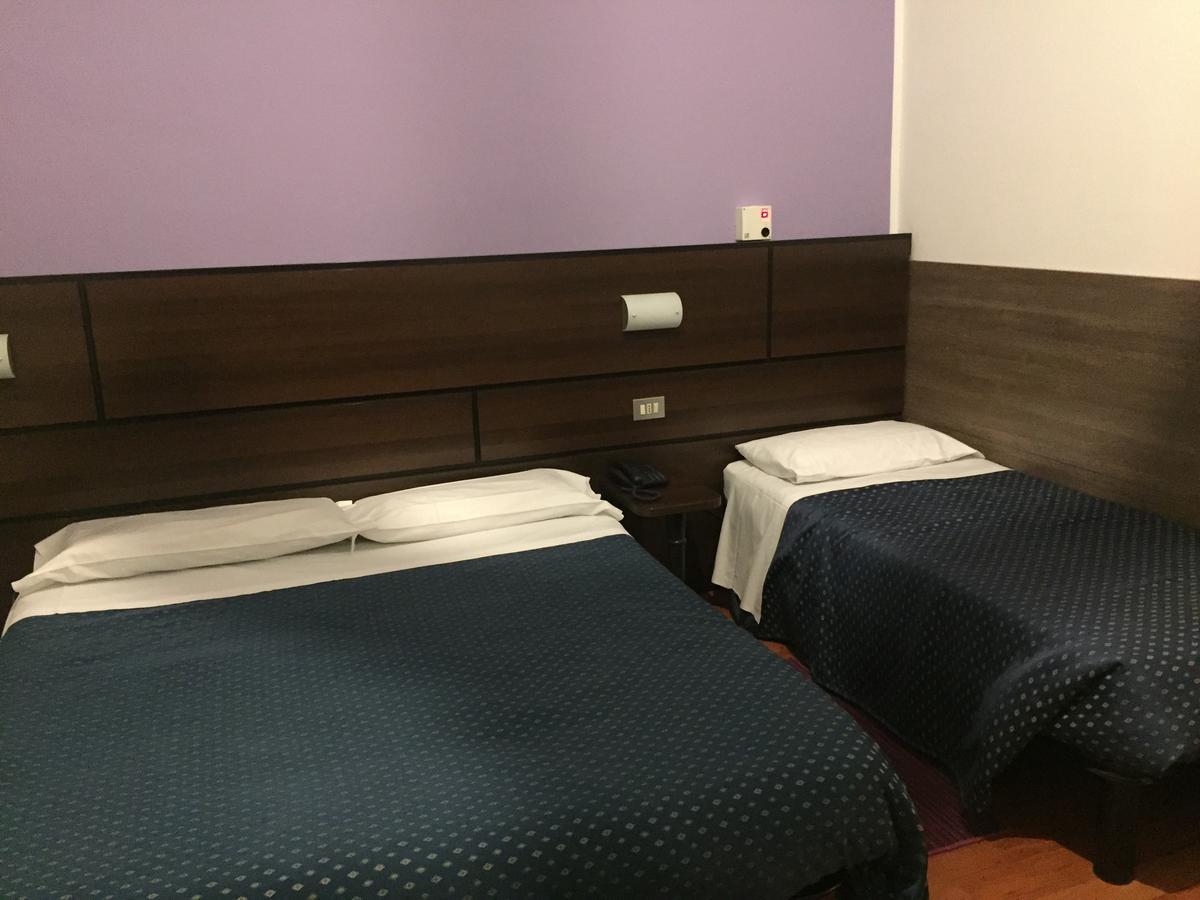 Hotel La Pace มิลาน ภายนอก รูปภาพ